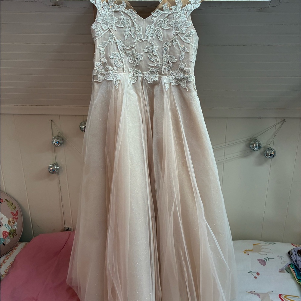 David's Bridal Cream Lace Formal Kids Dress size 6